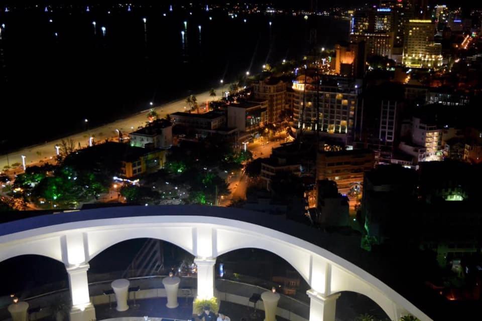 Bavico International Hotel Nha Trang Exterior photo